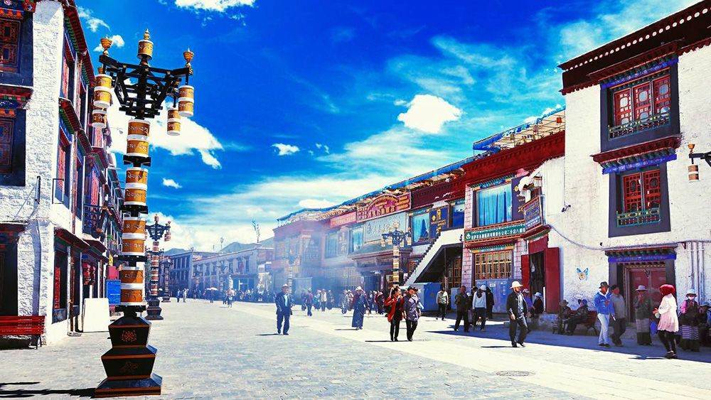 チベットラサ バルコル街（八廓街）