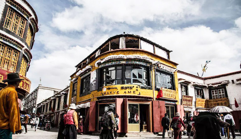 チベットラサ・ナムツェ湖・ヤムドォク湖４日間観光ツアー