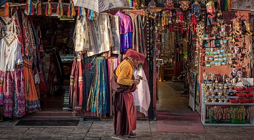 チベットラサ バルコル街（八廓街）