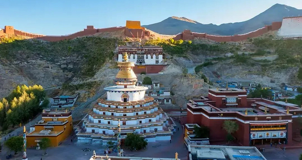 「チベット３大都市周遊」ラサ・ギャンツェ・シガツェ７日間観光ツアー