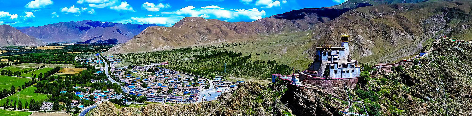 チベット ヨンブ･ラカン（雍布拉康）