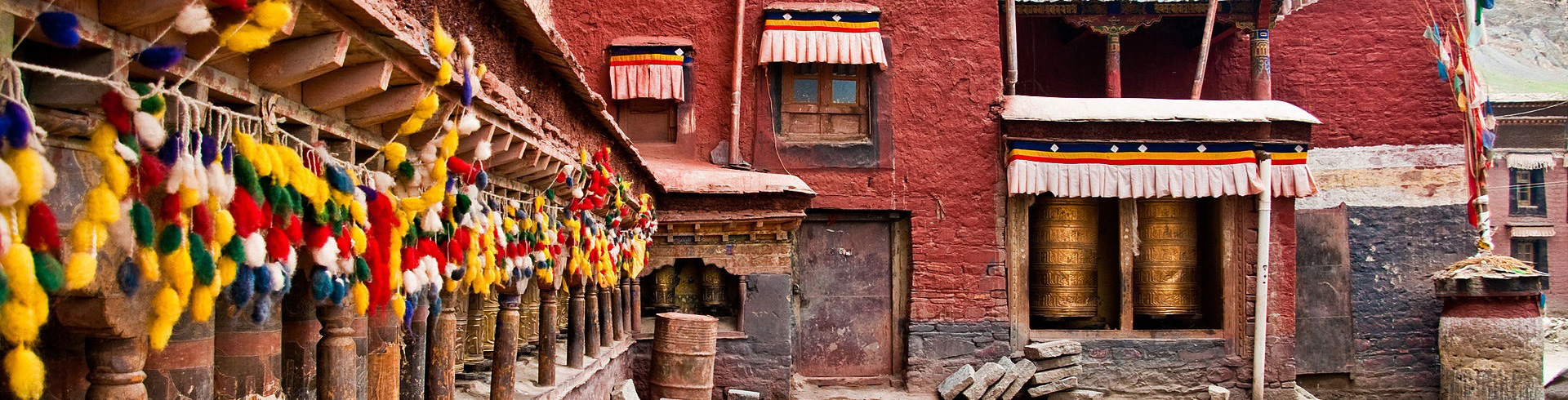 シガツェ　タシルンポ寺（扎什倫布寺）