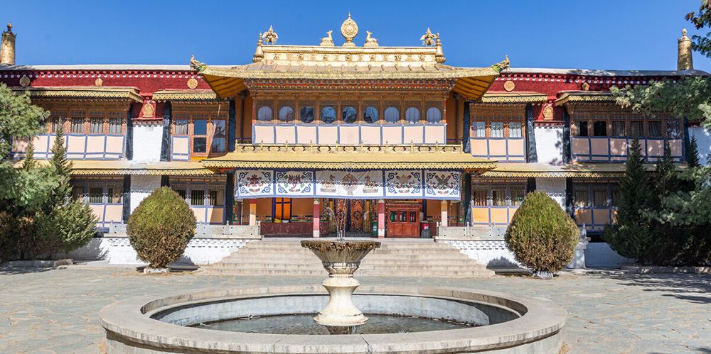 チベットラサ ノルブリンカ（羅布林卞）