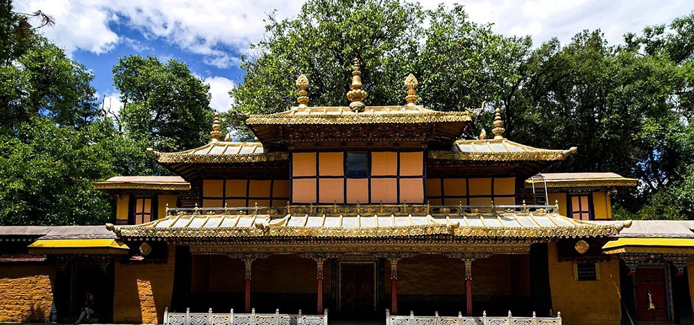 チベットラサ ノルブリンカ（羅布林卞）