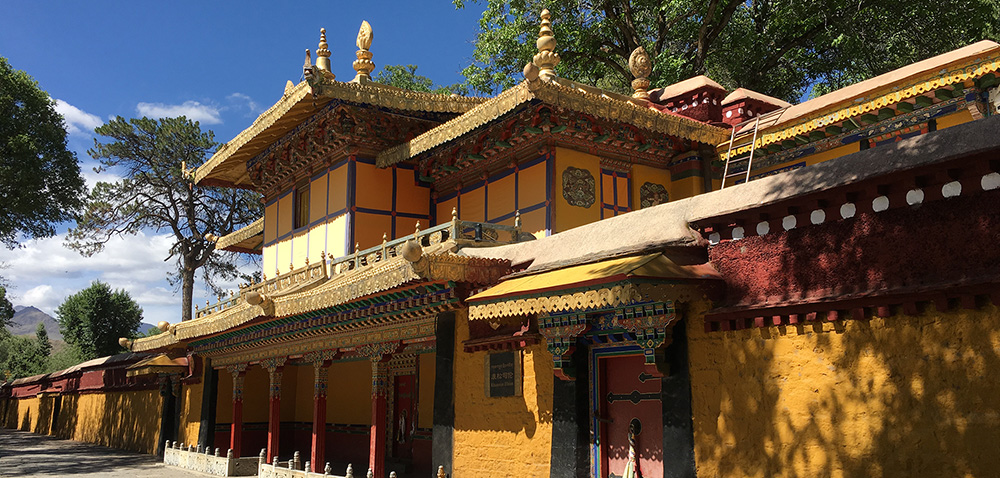 チベットラサ ノルブリンカ（羅布林卞）