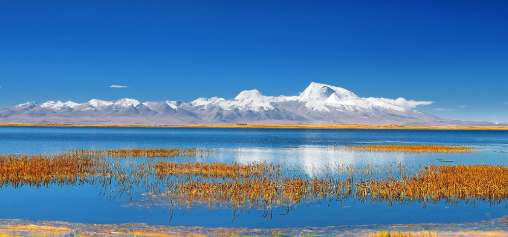 チベットマナサロワール湖（マバム・ユムツォ　瑪旁雍錯）