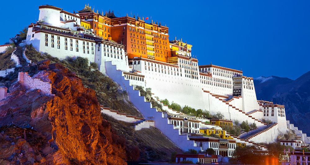 チベットラサ チャクポリ（薬王山）